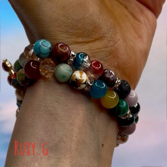 Red and Gold Crystal Cherry 🍒 Charm Bracelet Set - Picture 5 of 10